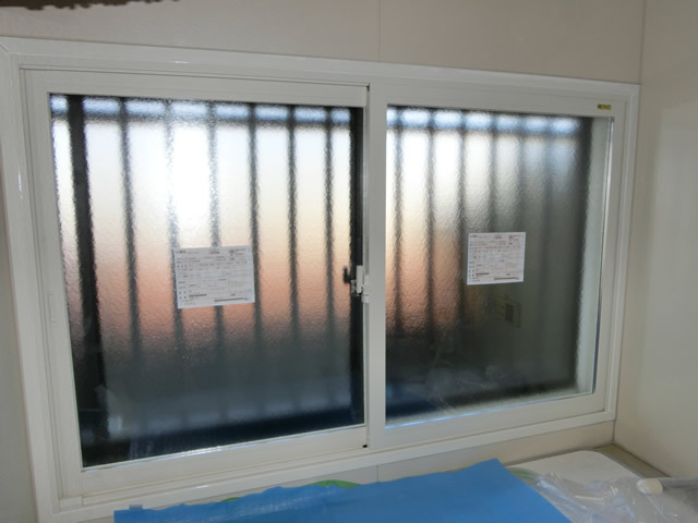 浴室窓にリクシル内窓インプラス　ヒートショック予防　名古屋市昭和区